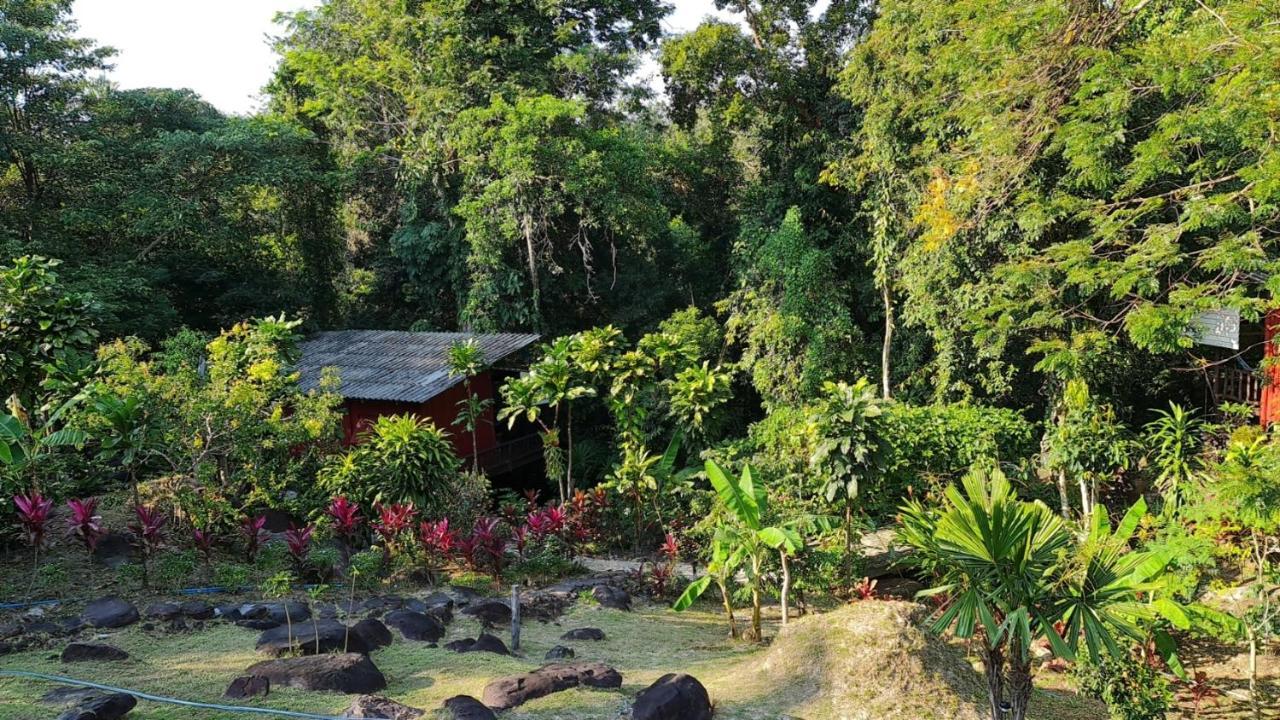 Wooden Hut Koh Kood Hotel Ko Kut Luaran gambar